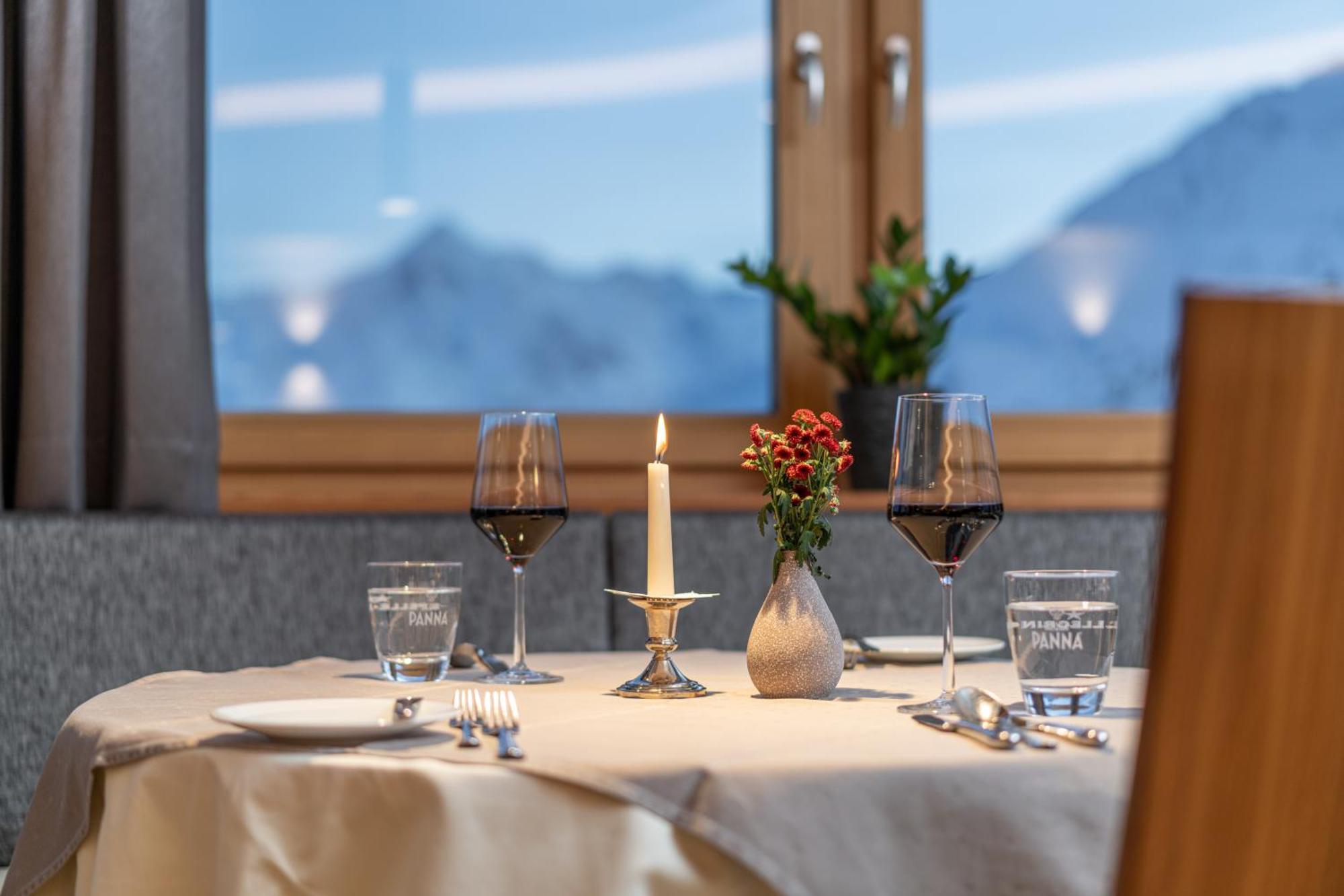 Hotel Hochsoelden מראה חיצוני תמונה